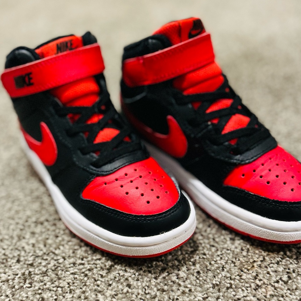 Boys- Nike Court High Tops size 11c